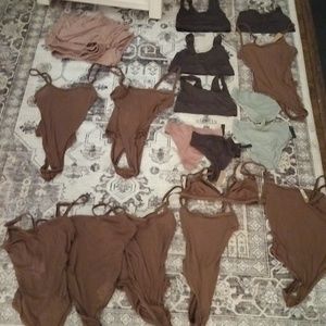 Skims lot mixed sizes.